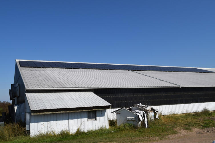 Solar energy system (27.46 kW) with transferable 25-year warranty Solar energy system (27.46 kW) with transferable 25-year warranty
