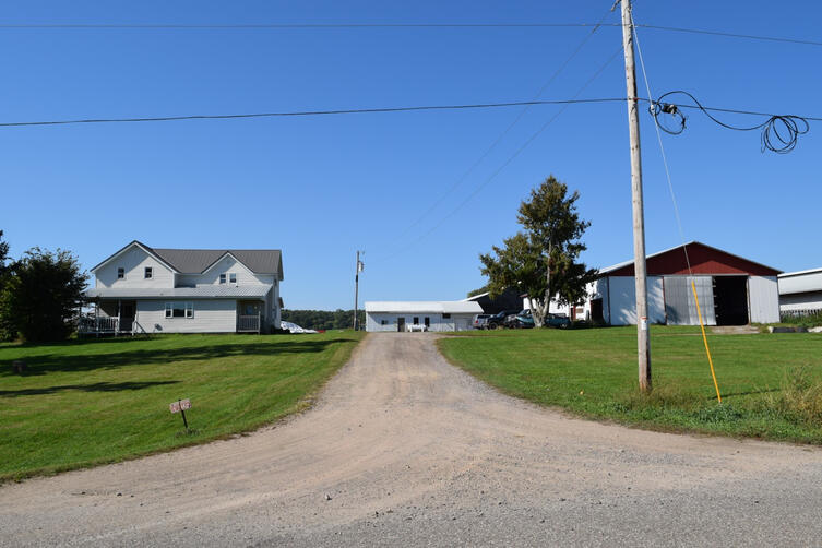 S7450 Morning Crest Drive, Augusta, WI 54722 dairyfarms4sale.com
